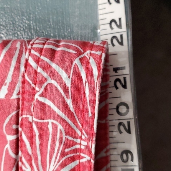 REYN Spooner mens red and white trunks. Size 40. Tie front snd 3 pockets i - Picture 9 of 9